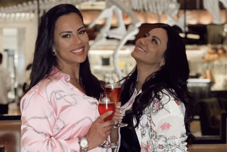 Ex BBB Kelly Medeiros e Cleo Pillon - Foto: Divulgação